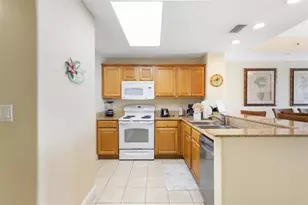 13427 Blue Heron Beach Dr, Orlando, FL 32821 - Photo 12