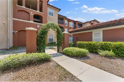 5560 Metrowest Boulevard #303, Orlando, FL 32811 - Photo 6