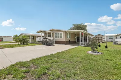 36850 Lakewood Drive, Zephyrhills, FL 33542 - Photo 2