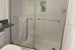 11901 4th Street N, Saint Petersburg, FL 33716 - Photo 4