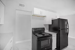 127 Bob Thomas Cir, Sanford, FL 32771 - Photo 8