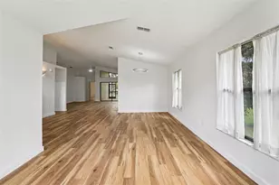 533 Bent Oak Ct, Spring Hill, FL 34609 - Photo 16