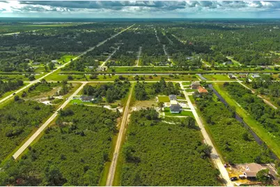 642 Vasser Avenue S, Lehigh Acres, FL 33974 - Photo 14
