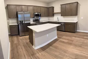 5766 Anders Wy, Saint Cloud, FL 34771 - Photo 2