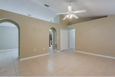13826 Gentle Woods Avenue, Riverview, FL 33569 - Photo 10