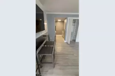 4127 Dolphin Drive #4127, Tampa, FL 33617 - Photo 2