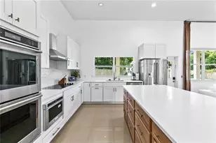 7906 Napoleon St, Orlando, FL 32825 - Photo 10