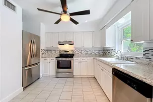 184 Groveland Rd, Mount Dora, FL 32757 - Photo 10