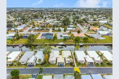 2322 Riverbluff Parkway #V250, Sarasota, FL 34231 - Photo 36