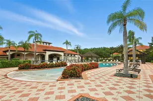 121 Las Fuentes Dr, Kissimmee, FL 34746 - Photo 52