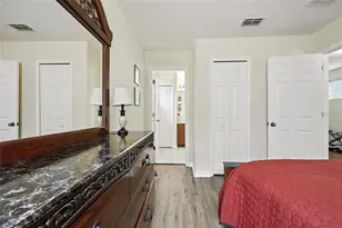 121 Las Fuentes Dr, Kissimmee, FL 34746 - Photo 36