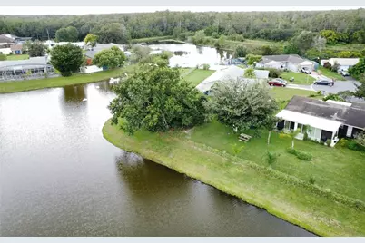 85 Alderwood Drive, Kissimmee, FL 34743 - Photo 2