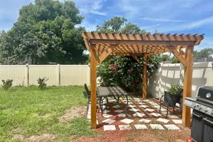 462 Jacks Way, Davenport, FL 33837 - Photo 2