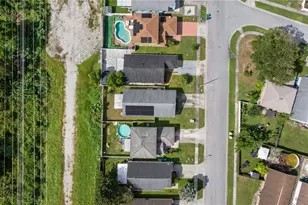 460 Southern Charm Dr, Orlando, FL 32807 - Photo 2