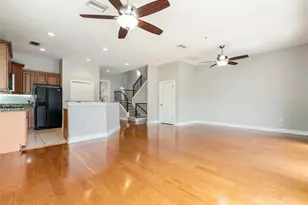 1304 3rd St Cir E, Palmetto, FL 34221 - Photo 6