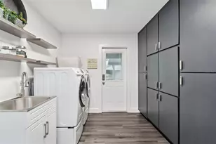 298 Lake Markham Rd, Sanford, FL 32771 - Photo 14