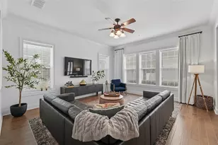 3838 Haws Ln, Orlando, FL 32814 - Photo 14