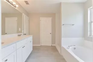 2997 W Beaumont Ln, Eustis, FL 32726 - Photo 10