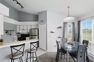 4684 Pembrook Pl, Orlando, FL 32811 - Photo 6