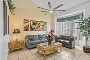 2871 Picadilly Cir, Kissimmee, FL 34747 - Photo 6