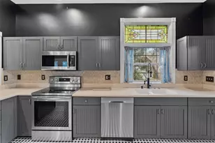 126 E Palmetto Ave, Howey in the Hills, FL 34737 - Photo 12