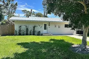 2117 Palm Terrace, Sarasota, FL 34231 - Photo 1