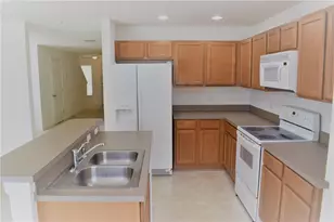 521 Cresting Oak Cir, Orlando, FL 32824 - Photo 4