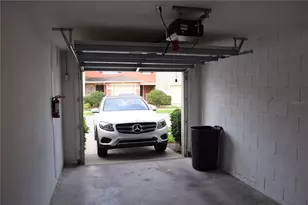 521 Cresting Oak Cir, Orlando, FL 32824 - Photo 20