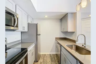 5144 Conroy Road #35, Orlando, FL 32811 - Photo 6