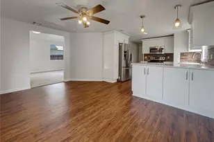 5198 Moeller Ave, Sarasota, FL 34233 - Photo 16