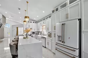 738 Hacienda Cir, Kissimmee, FL 34741 - Photo 10