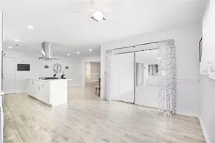 1001 Deltona Blvd, Deltona, FL 32725 - Photo 12