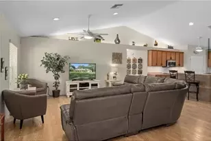 2775 Foxrun Dr, Lake Wales, FL 33898 - Photo 18