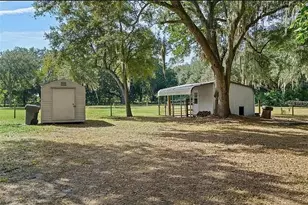 2775 Foxrun Dr, Lake Wales, FL 33898 - Photo 6