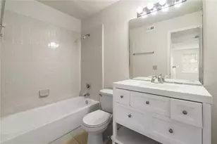 1043 S Hiawassee Rd, Orlando, FL 32835 - Photo 10