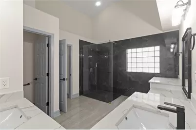 10217 Timberland Point Drive, Tampa, FL 33647 - Photo 32