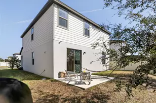 1749 Cayman Cove Cir, Saint Cloud, FL 34772 - Photo 6