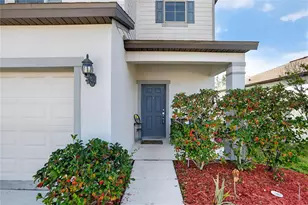 1749 Cayman Cove Cir, Saint Cloud, FL 34772 - Photo 4