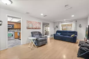 999 Eleanor Ave, Deltona, FL 32725 - Photo 4