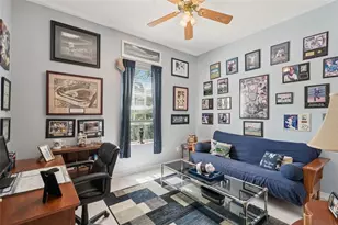 529 Johns Landing Way, Oakland, FL 34787 - Photo 8