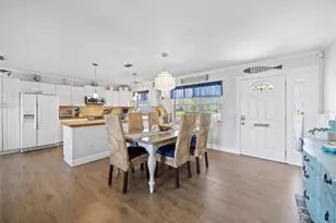 3596 Beach Dr SE, Saint Petersburg, FL 33705 - Photo 10