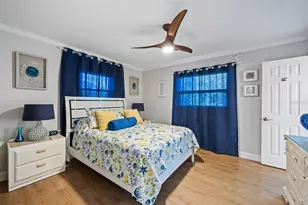 3596 Beach Dr SE, Saint Petersburg, FL 33705 - Photo 16