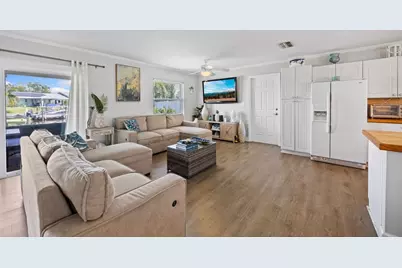 3596 Beach Drive SE, Saint Petersburg, FL 33705 - Photo 12