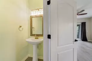 10404 Kiplinger Ln, Orlando, FL 32829 - Photo 12