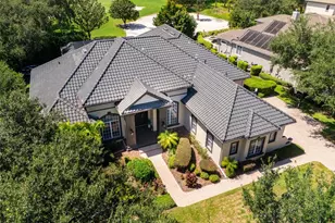 6134 Keenes Pointe Dr, Windermere, FL 34786 - Photo 2