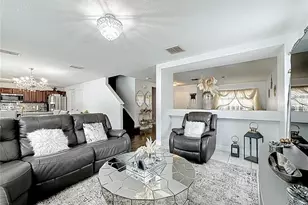 4660 Ross Lanier Ln, Kissimmee, FL 34758 - Photo 10