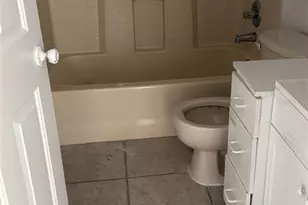 2930 Grayton St, Deltona, FL 32738 - Photo 4