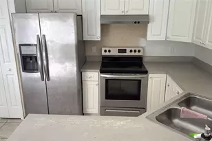 2930 Grayton St, Deltona, FL 32738 - Photo 2