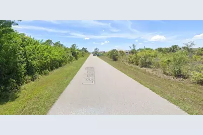 15040 Lakeland Circle, Port Charlotte, FL 33981 - Photo 6