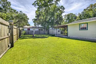 276 S Myrtle St, Starke, FL 32091 - Photo 18